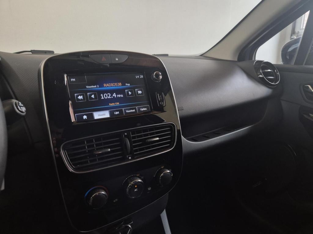 Renault Clio 0.9 tce expression / origineel nl / airco / cruisecontrol