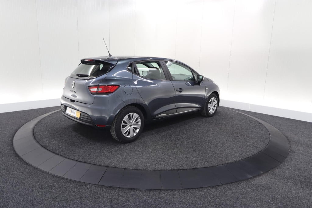 Renault Clio tce 90 limited | navigatie | parkeersensoren | cruise control 