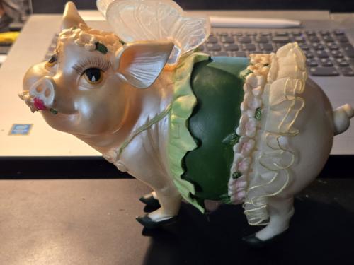 Heel leuk vrolijk varken met vleugels, L19x H17 cm