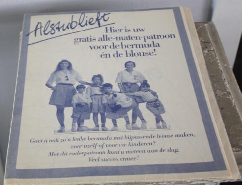 Patroonblad bermuda & blouse