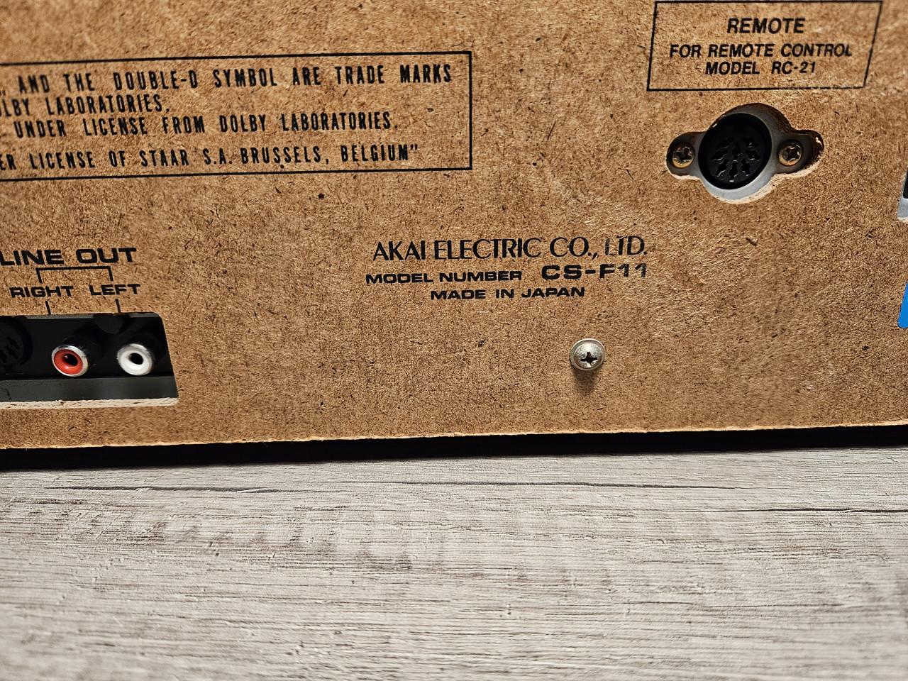 Mooi werkend vintage zilver AKAI CS F11 cassettedeck...
