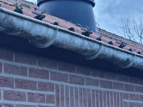 Golfplaat gootbeugels