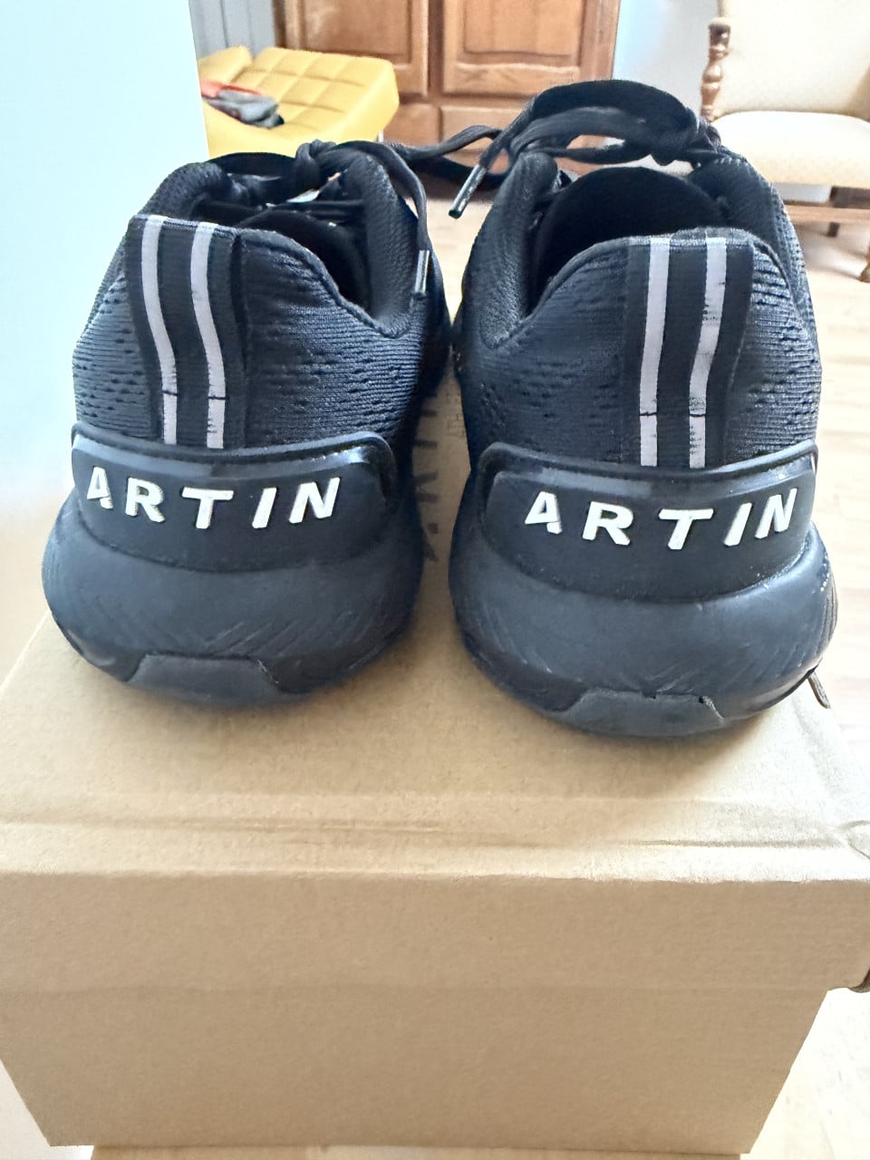 Artin mesh trainer zwart maat 43