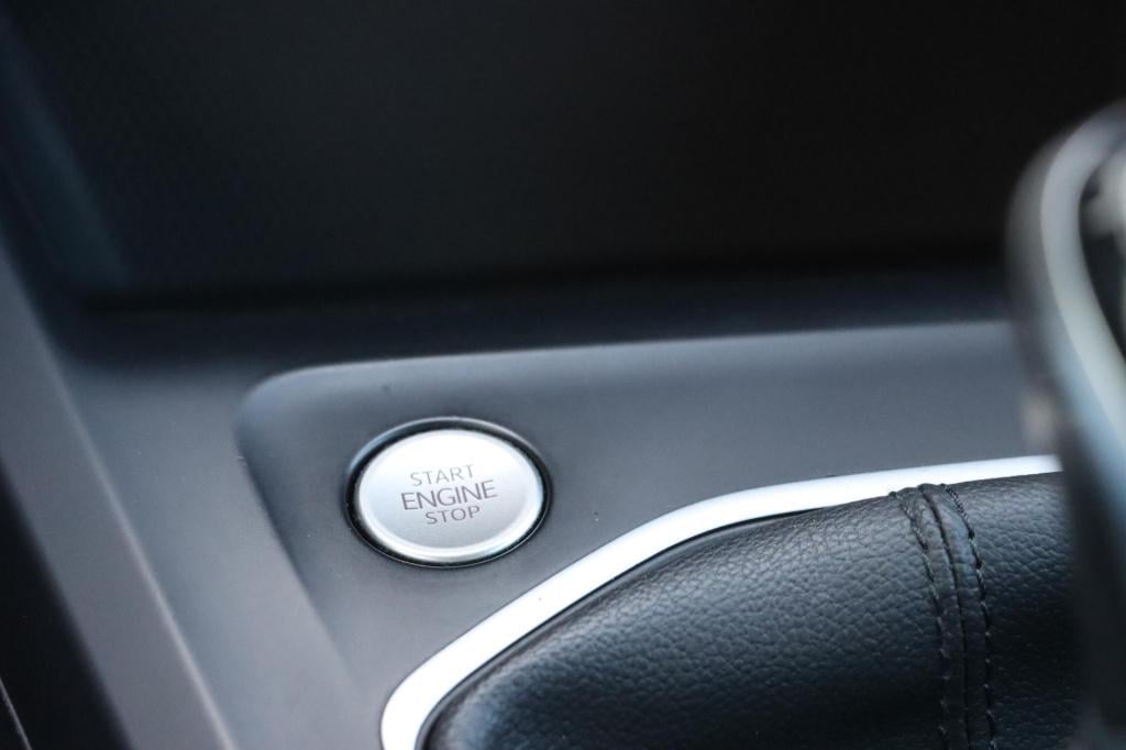 Volkswagen Golf 1.0 tsi life