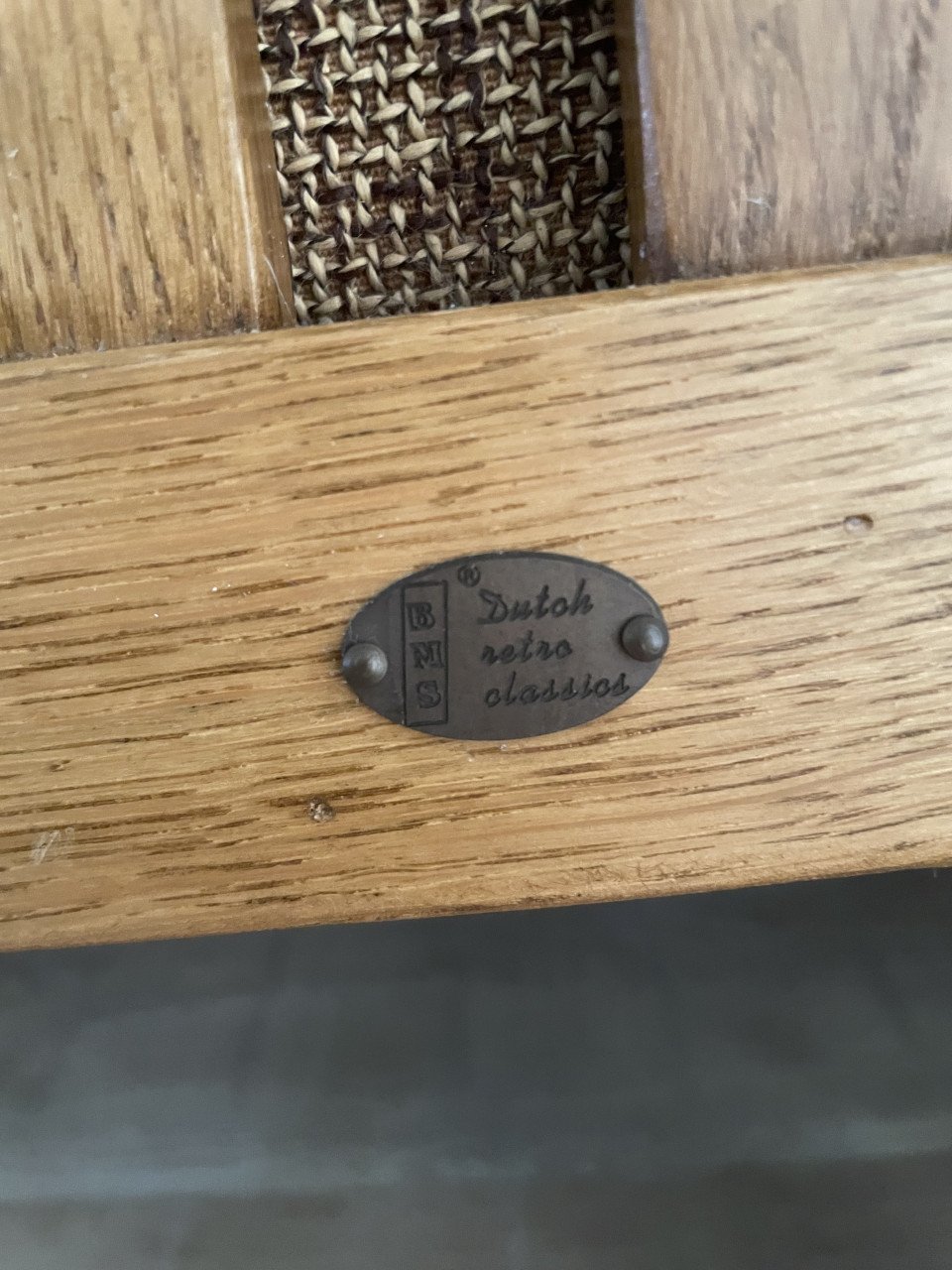 Eiken eettafel met zes stoelen