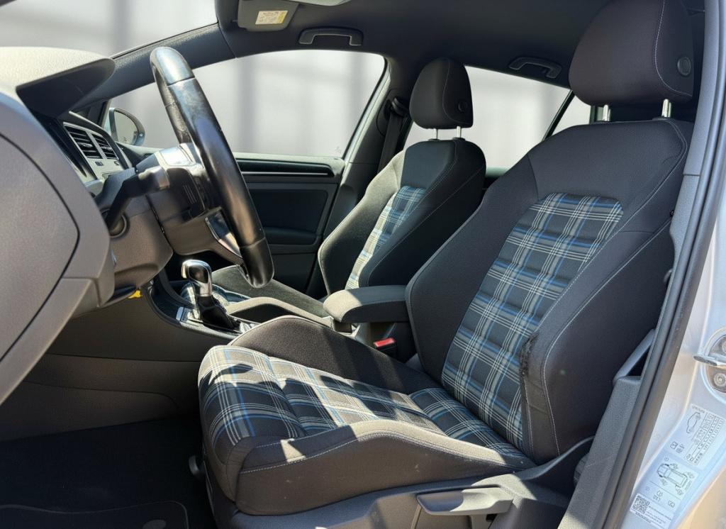 Volkswagen Golf 1.4 tsi gte connected series