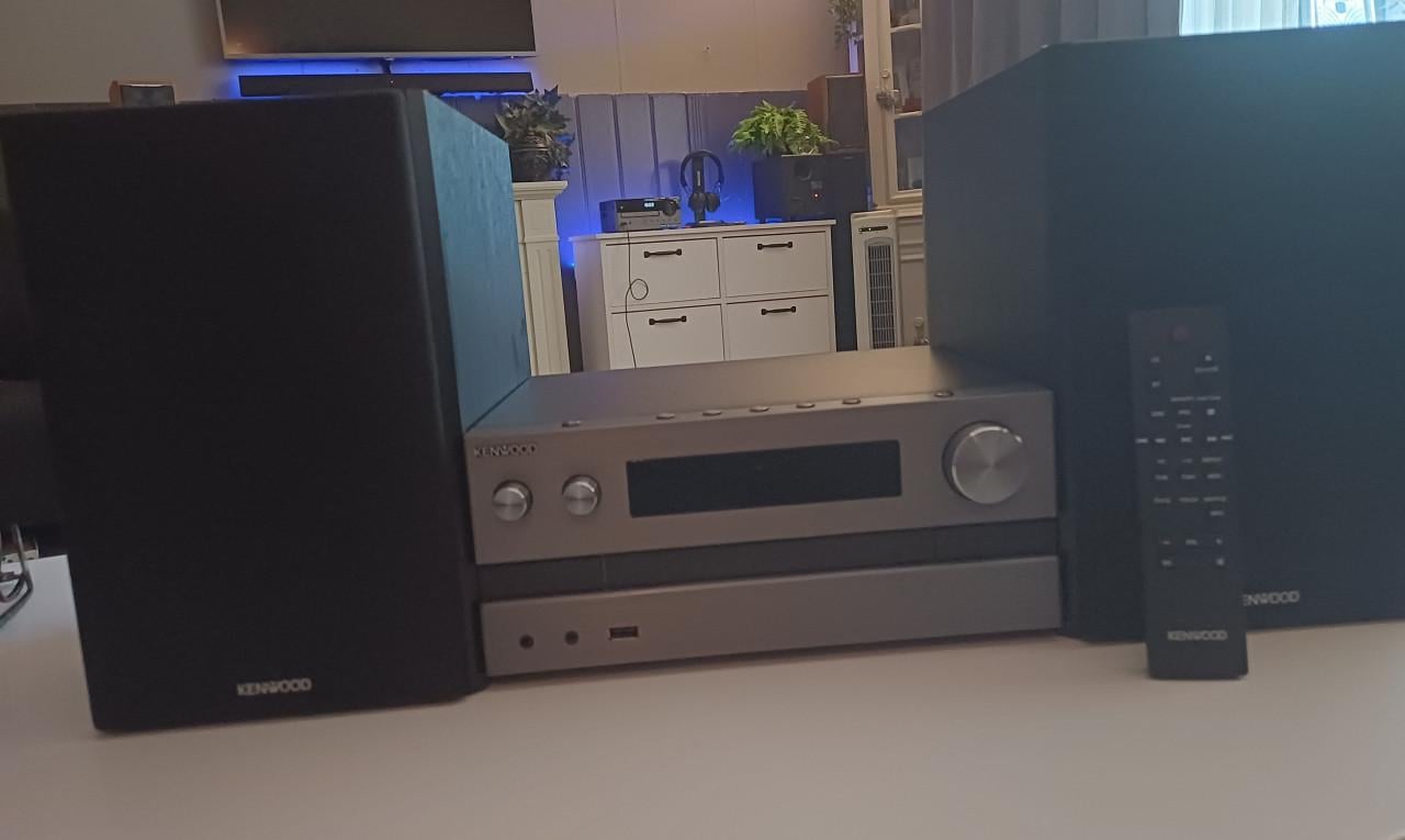 Micro set van merk kenwood