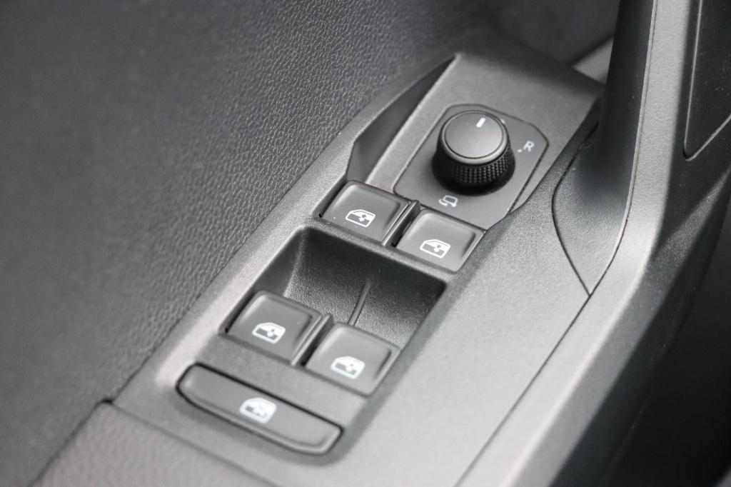 Seat Ibiza 1.0 tsi flex 95pk