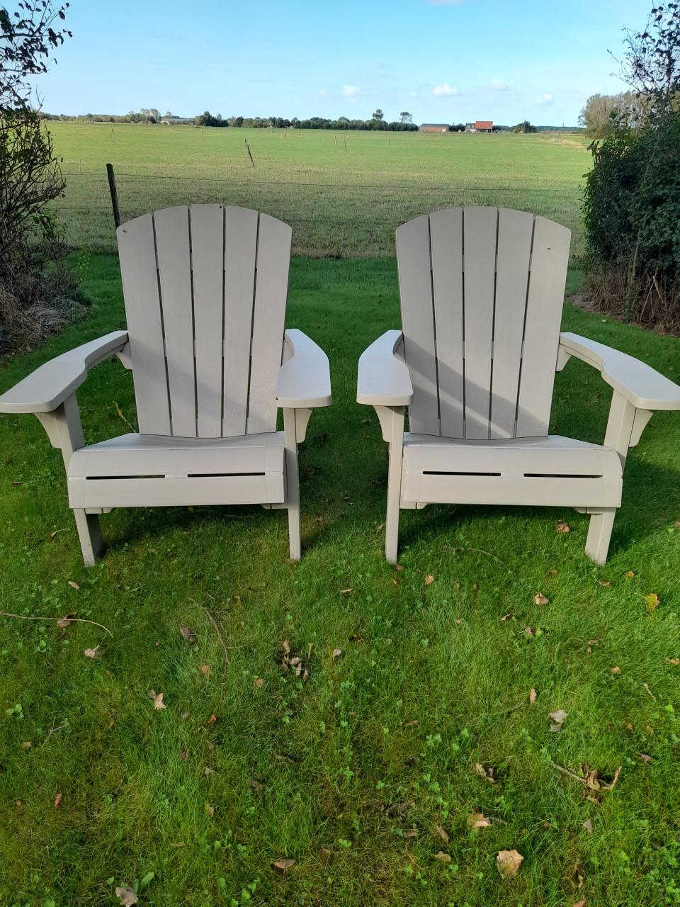 2 Prachtige kunststof tuinstoelen (z.g.a.n.) Keter Troy Adirondack