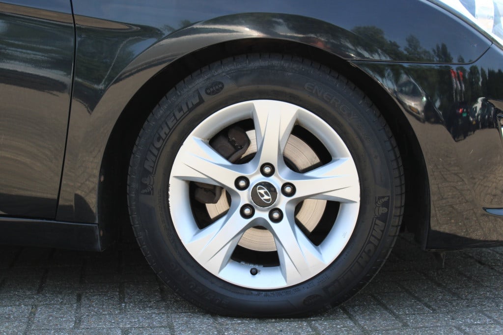 Hyundai I40 wagon 1.6 gdi b. bns ed.