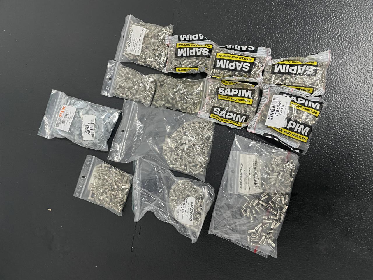 Partijtje spaaknippels fietsen