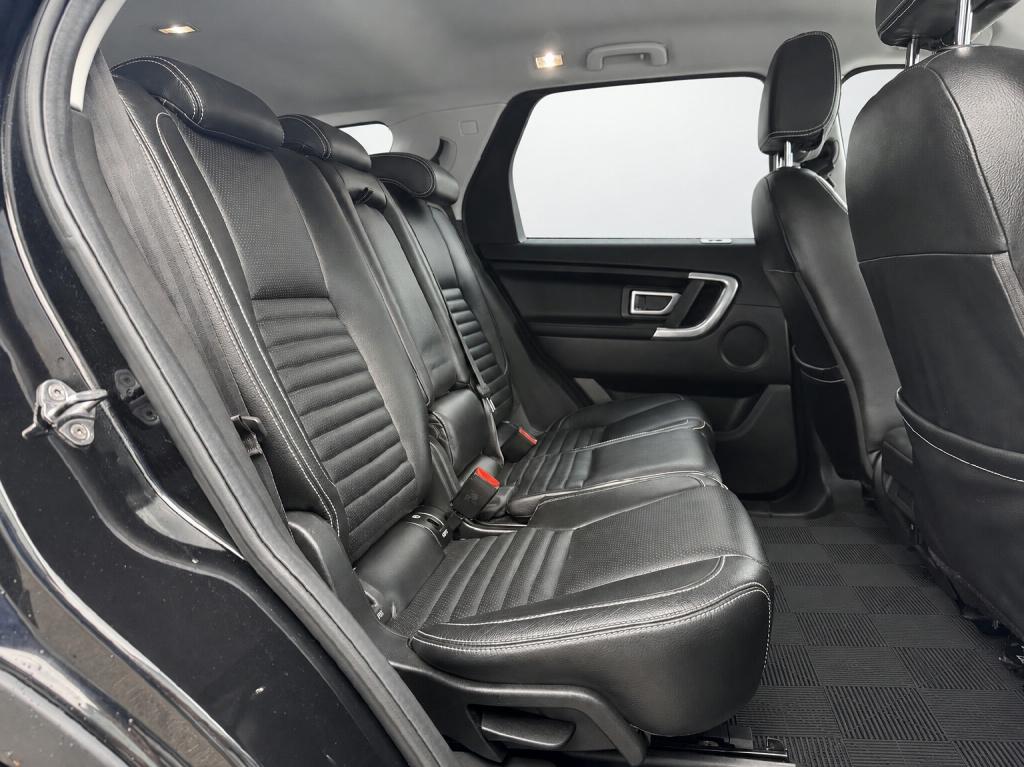 Land Rover Discovery 2.0 td4 se 7 persoons