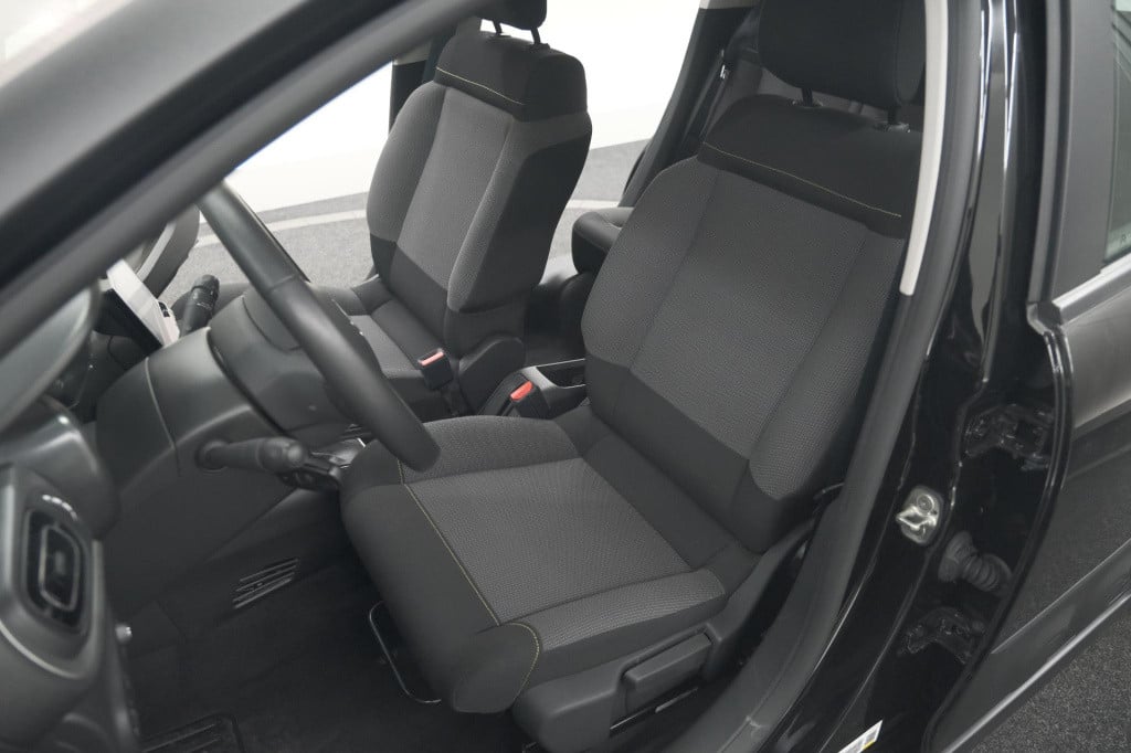 Citroen C3 puretech 110 eat6 shine | apple carplay | parkeersensoren | clim