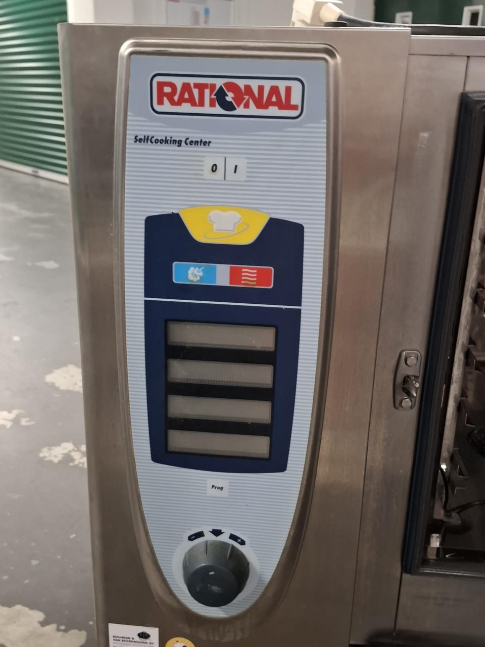 Rational self cooking centre