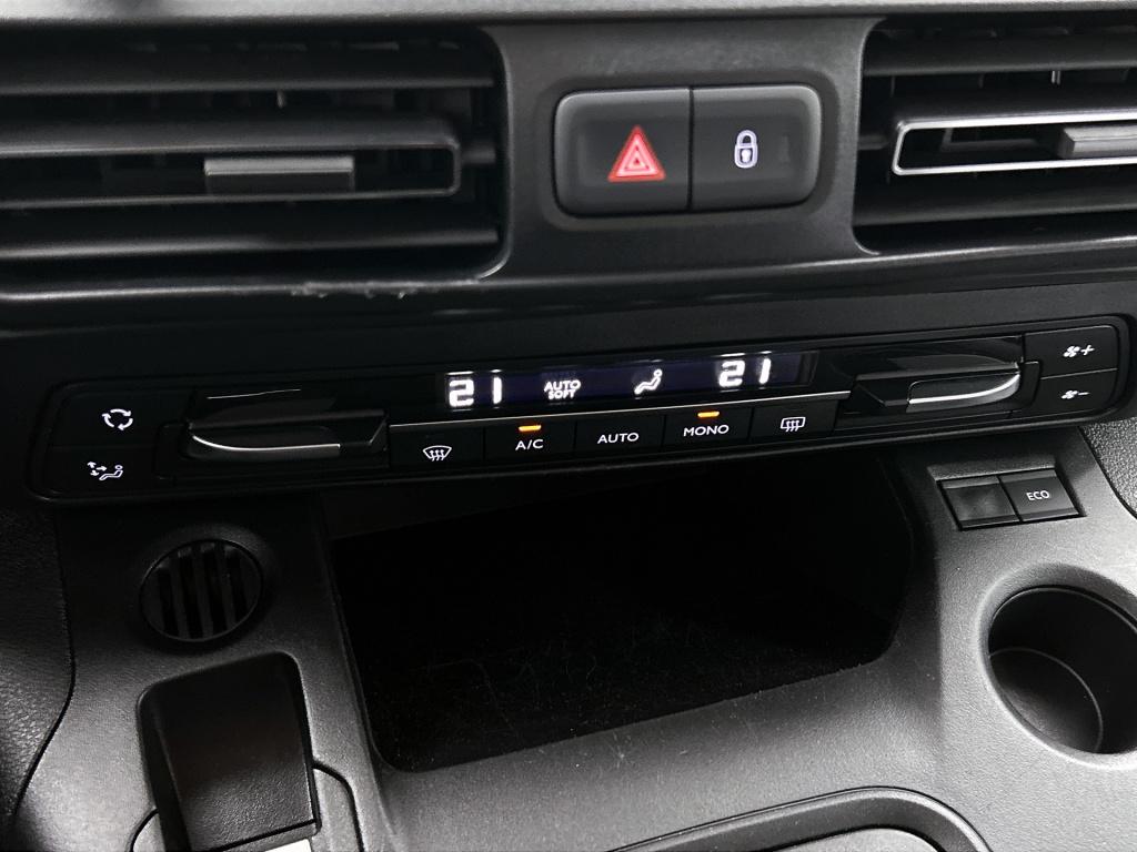 Citroen Berlingo 130 pk automaat xtr | rijklaar | adaptive cruise | trekhaa