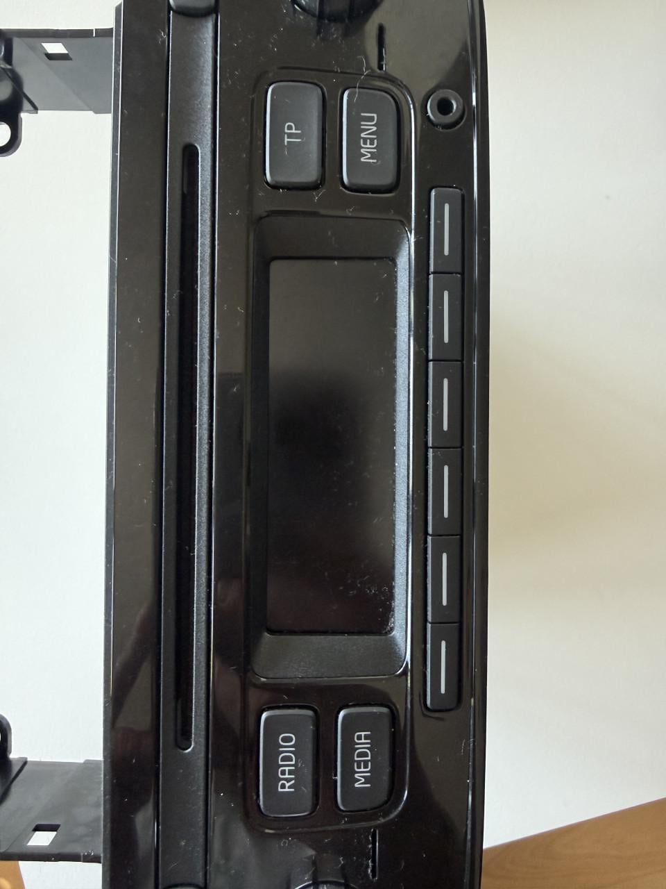 Radio VW UP RCD 215