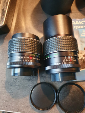 Mooie jaren 70 Praktica Super TL3 35mm SLR camera met 3 lenzen...