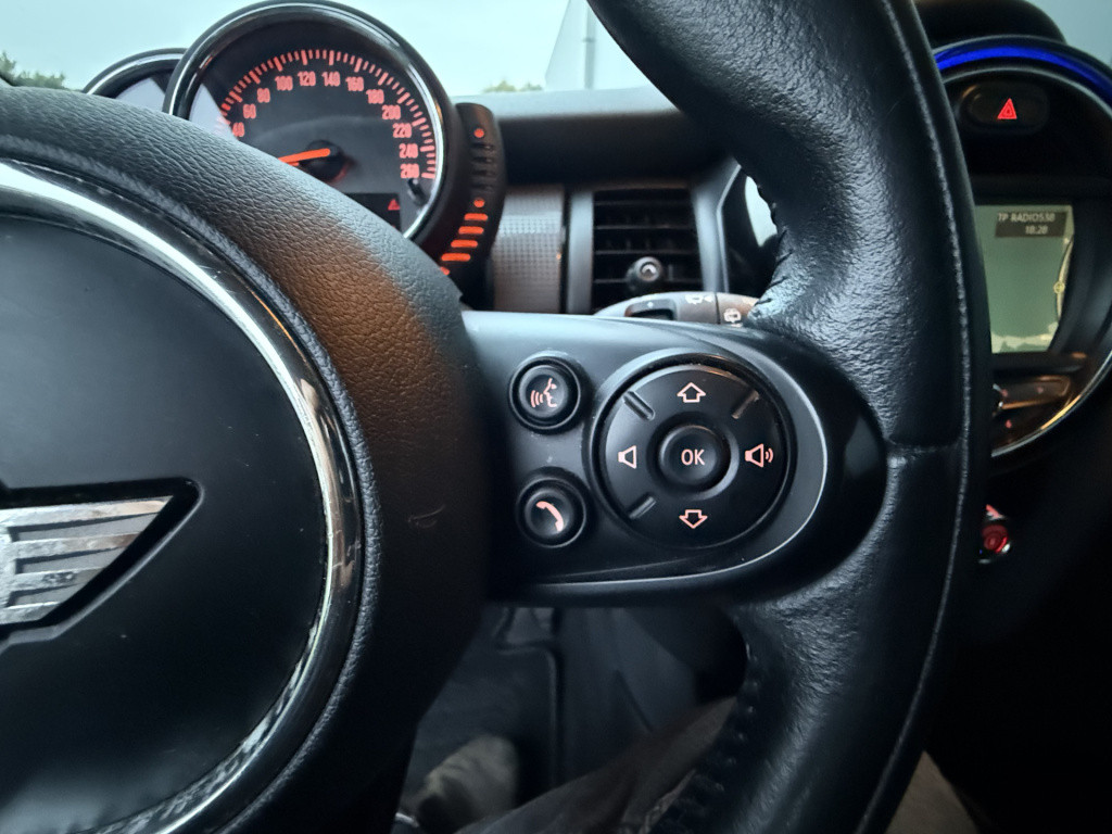 Mini Cooper mini 1.5 navigatie business 3-drs