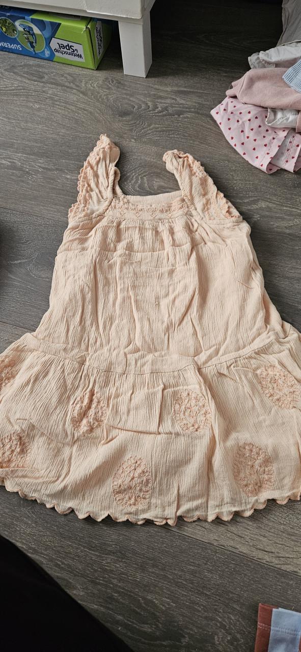 Meisjeskleding maat 110