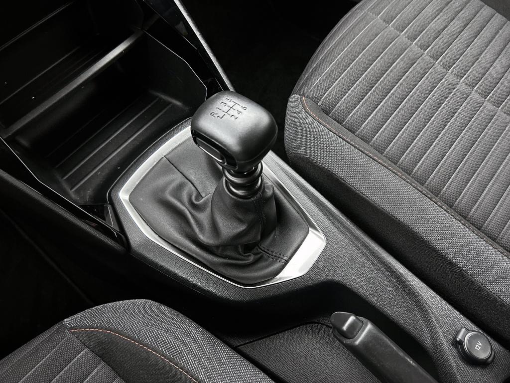 Peugeot 2008 130 pk active pack | rijklaar | apple carplay | camera | stoel