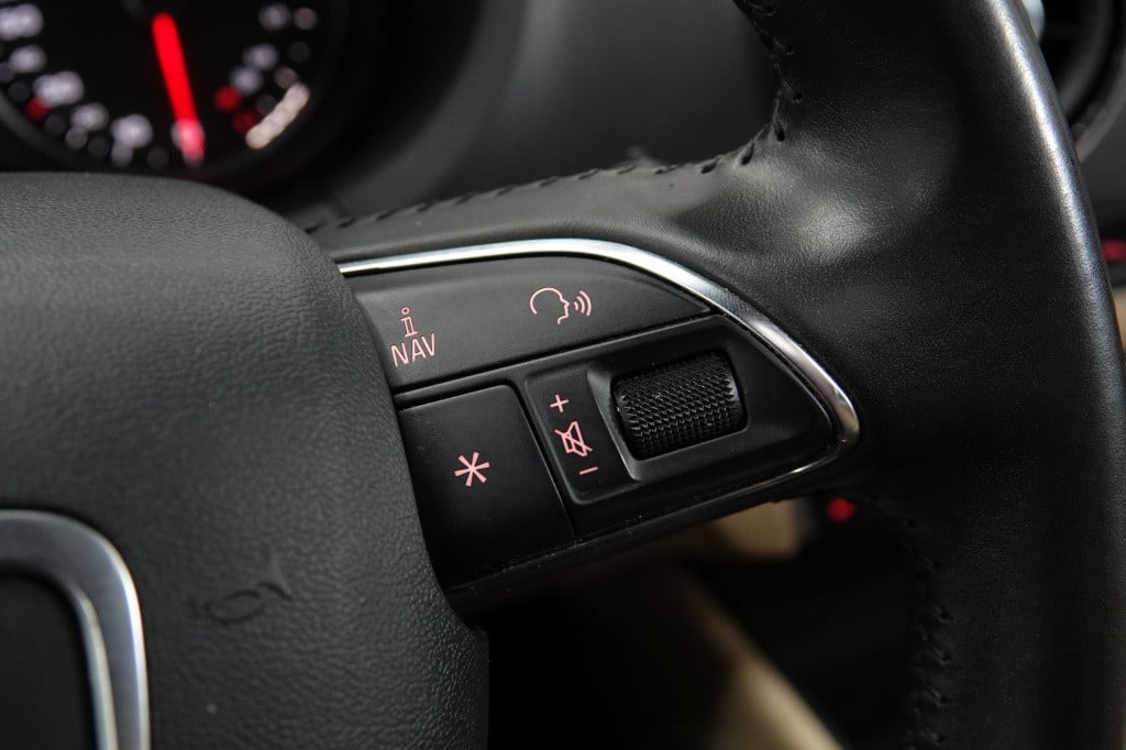 Audi A3 sportback 1.8 tfsi | pano | acc | lane assist | camera |