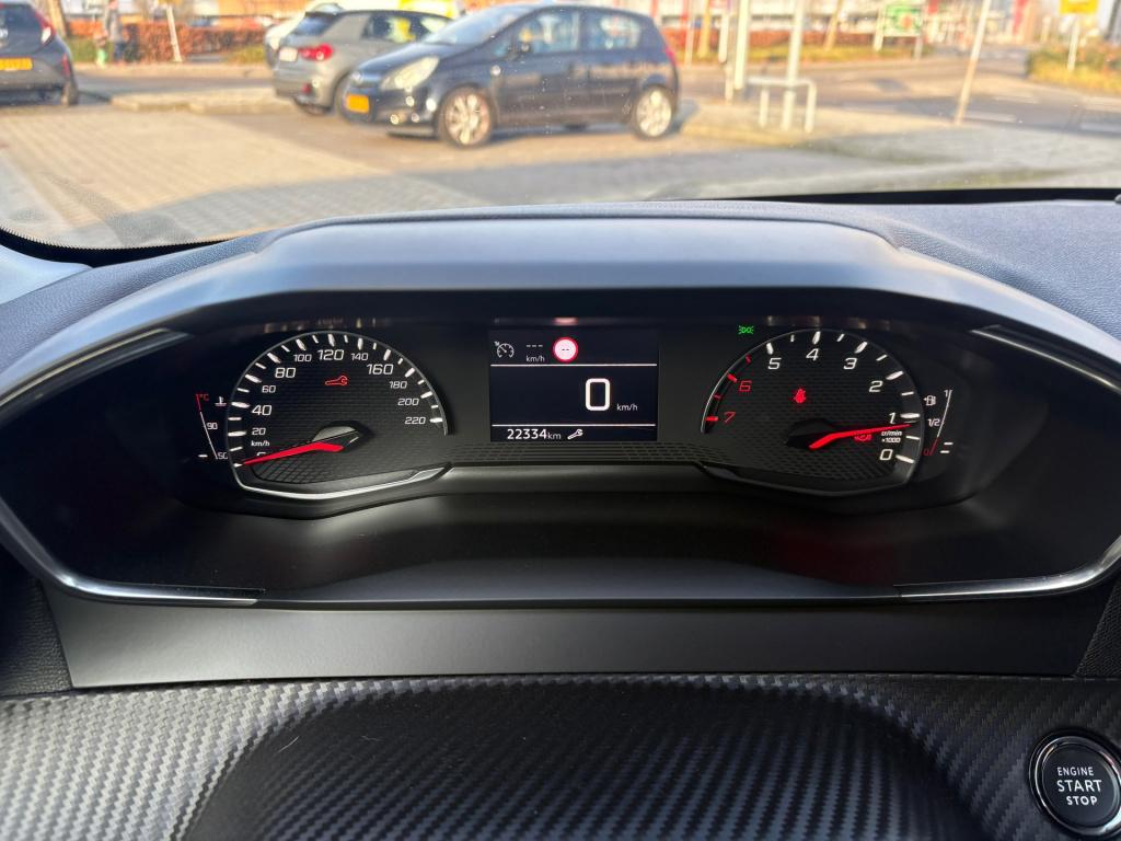 Peugeot 208 1.2 puretech allure pack