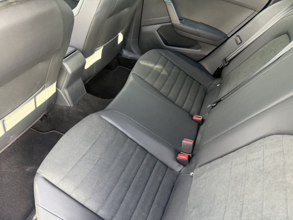 Seat Ibiza 1.0 ecotsi style business connect 5-drs