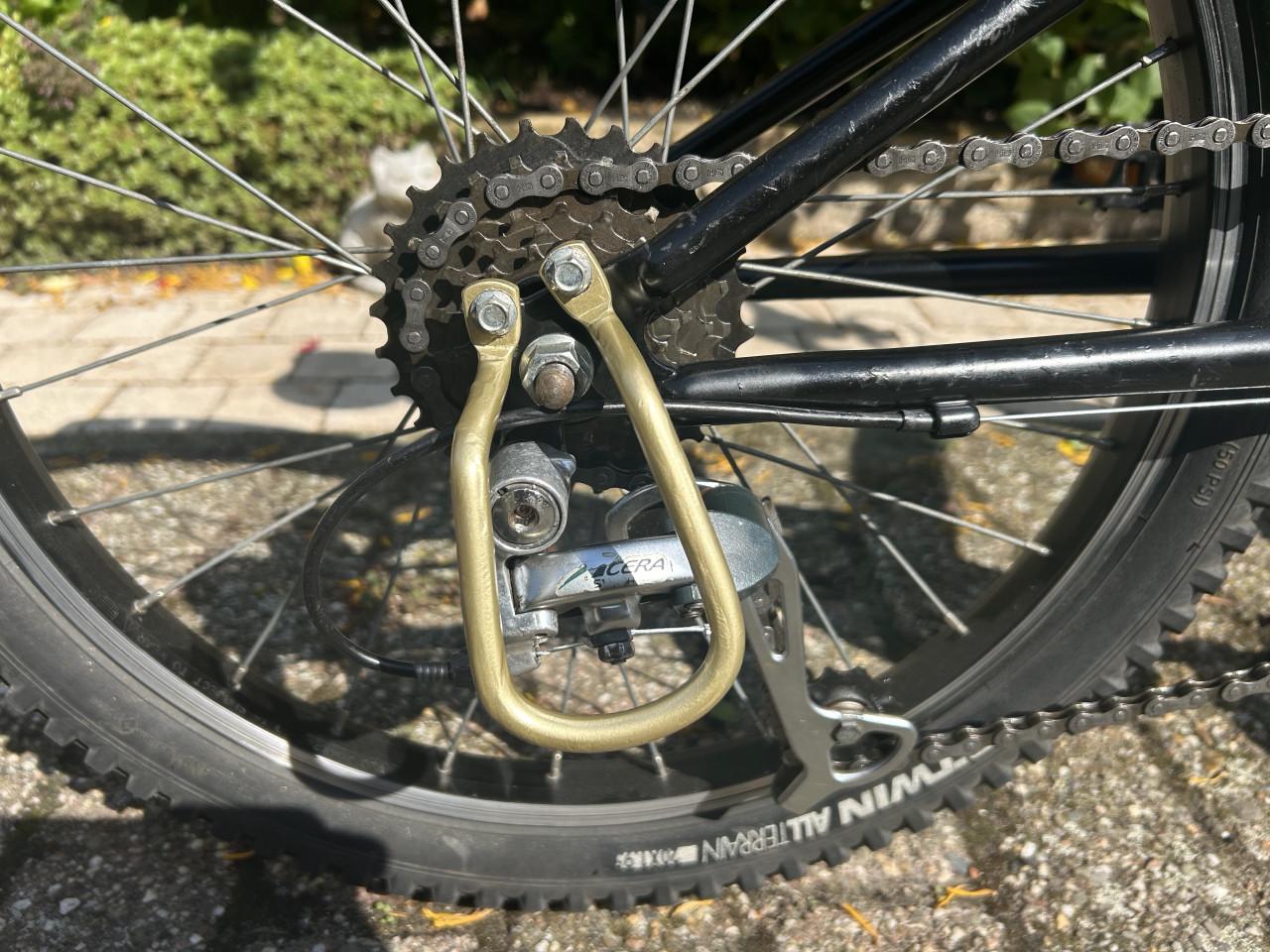 Jongensfiets Mountainbike B-Twin 6 speed, velgremmen. GOED!!
