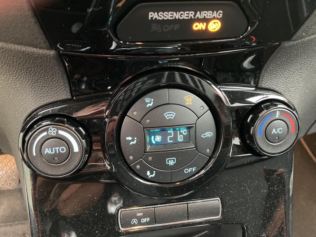 Ford Fiesta 1.0 EcoBoost 100pk Titanium met nieuwe distributieriem