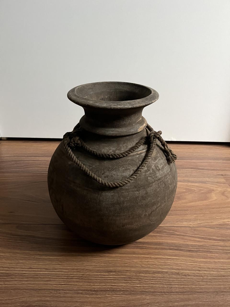 Nepalese pot 6
