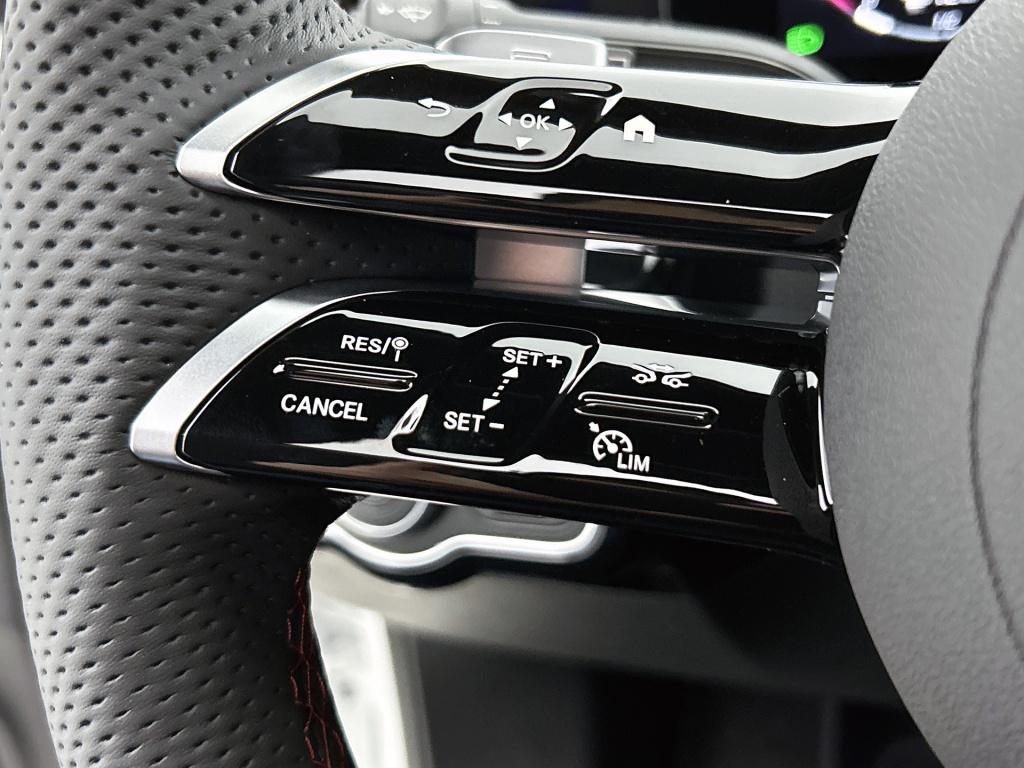 Mercedes-Benz Cla shooting brake 250 e business solution amg | nightpakket 