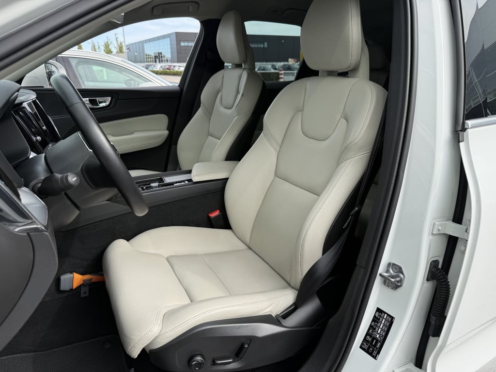 Volvo XC60 t5 255pk awd inscription| leder| stoel.verw| navi| getint glas