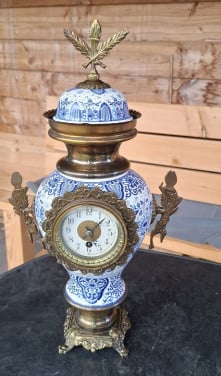 Oude Neo Empire Klok