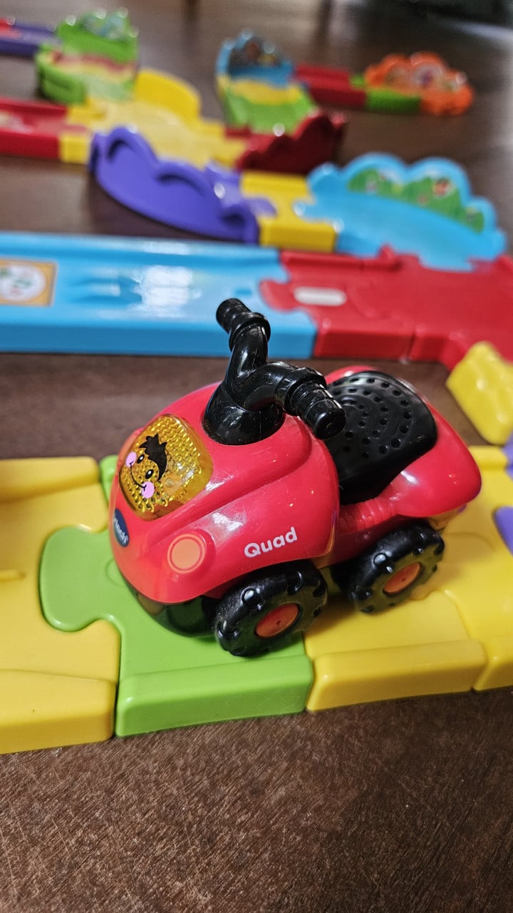 Toet toet auto Vtech