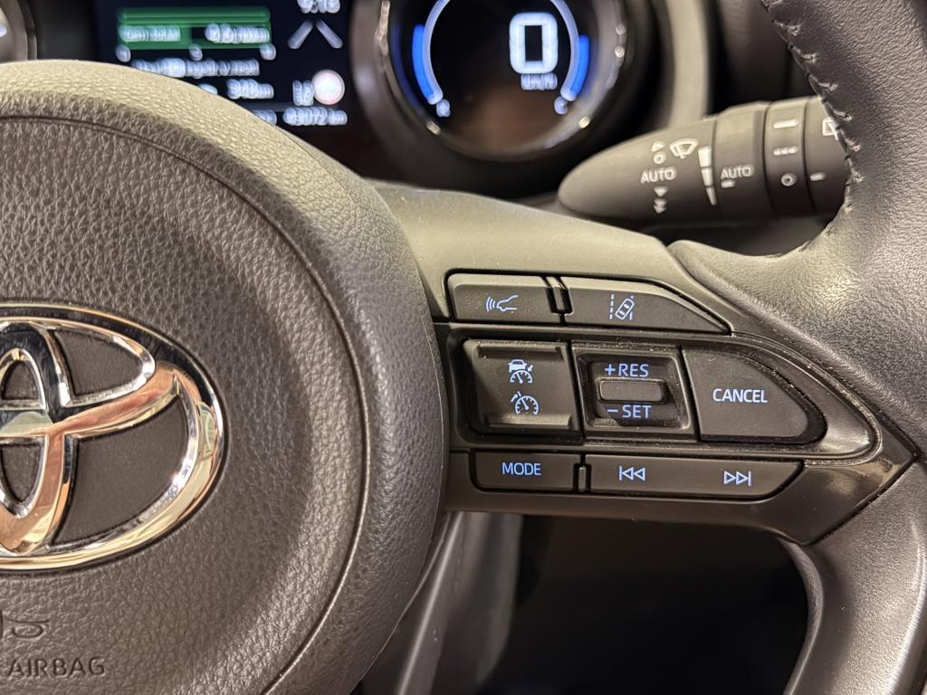 Toyota Yaris 1.5 hyb. executive| jbl| hud| pdc| adap.cruise| bsm| camera