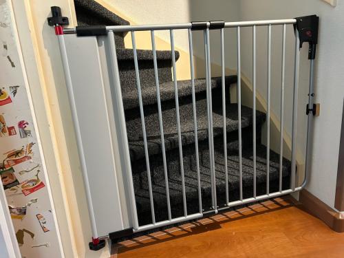 Te koop: traphekje 2x