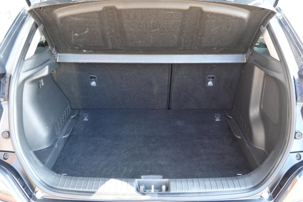 Hyundai Kona 1.6 gdi hev fashion sky