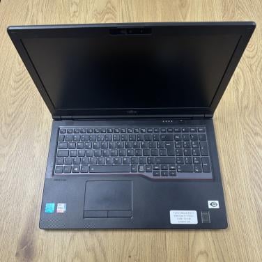 Laptop Fujitsu Lifebook E5511 i5-1135G7 512 GB
