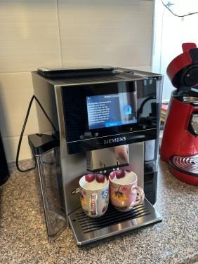 Volautomatische espressomachine, Siemens EQ700 (bonen)