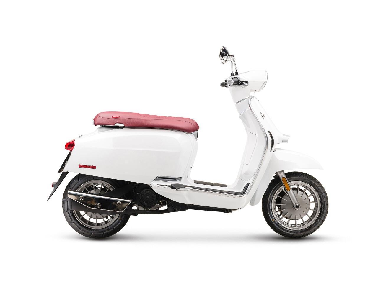 Nieuw de Lambretta V50 Special, nu uit voorraad leverbaar!