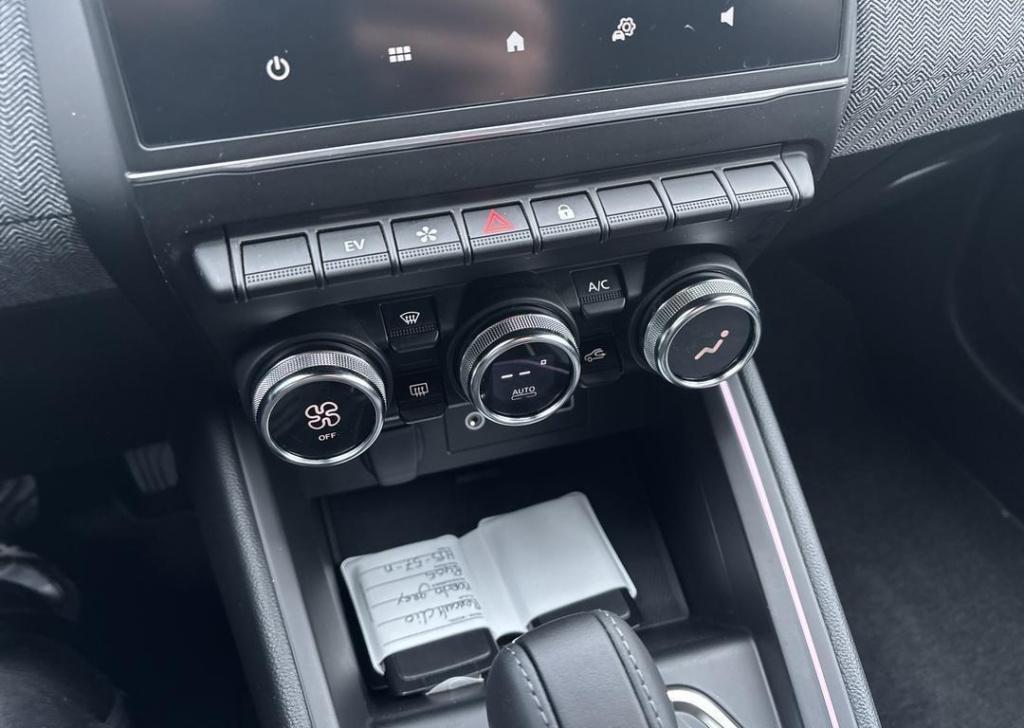 Renault Clio 1.6 e-tech full hybrid 145 techno