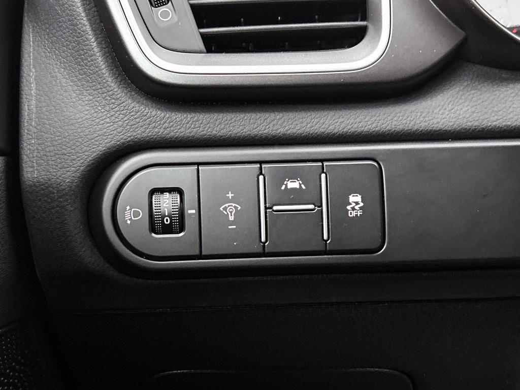 Kia Cee'd 1.4 t-gdi dynamicline | navigatie | 17' lm velgen | camera | clim