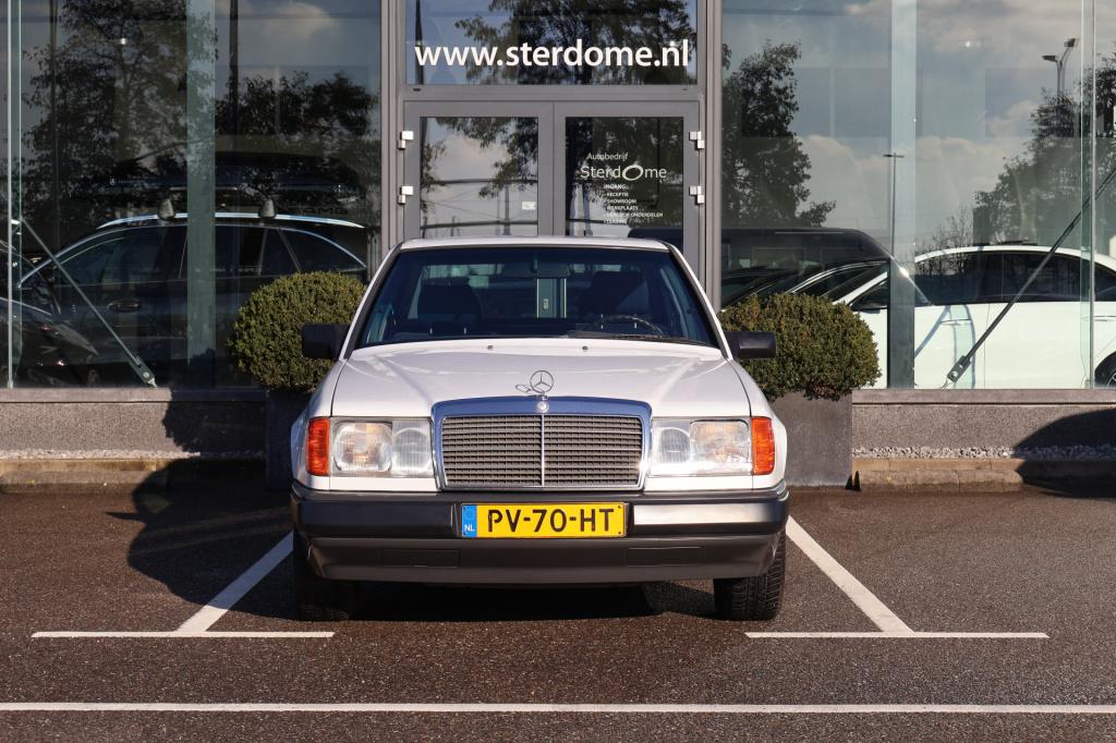 Mercedes-Benz 200 200-500 (w124) 260 e l 6 cilinder l nederlandse auto l bo