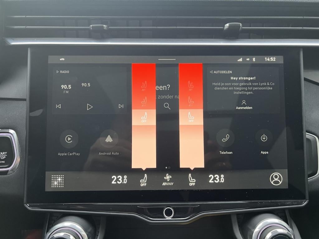 Lynk & Co 01 1.5 261pk plug in hybrid , black edition , pano dak , 360gr ca