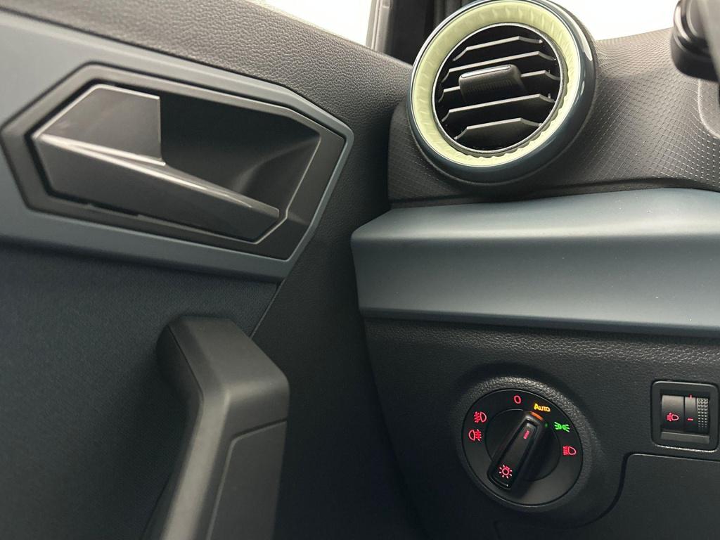 Seat Ibiza style 1.0 ecotsi 70 kw / 95 pk hatchback 5 deurs 5