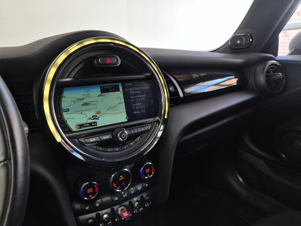 Mini 3-deurs 1.5 cooper chili serious business