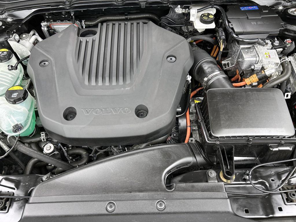 Volvo XC40 1.5 t4 plug-in hybrid plus bright | automaat | harman kardon | a