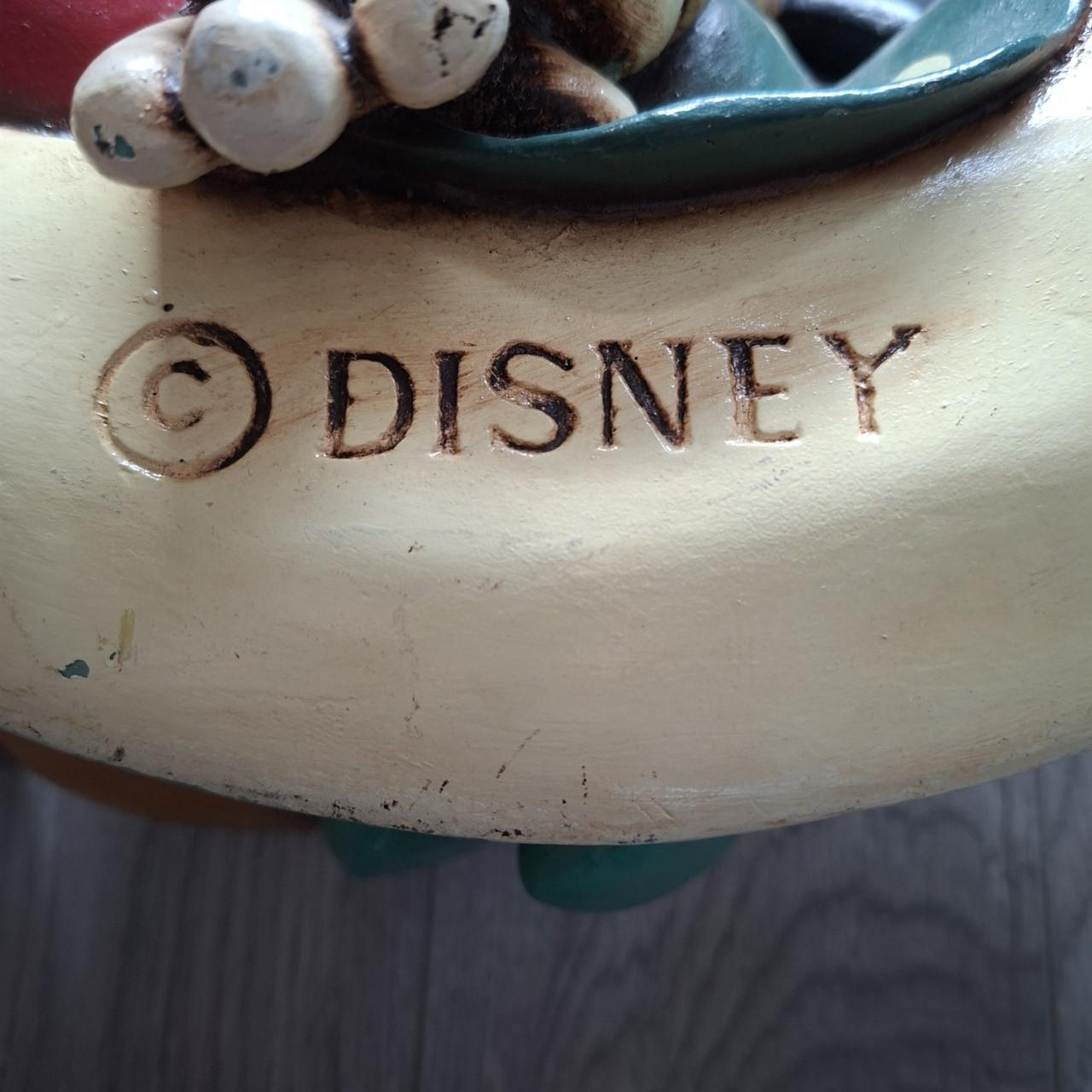 Orginele beeld mickey en minnie mouse op de maan