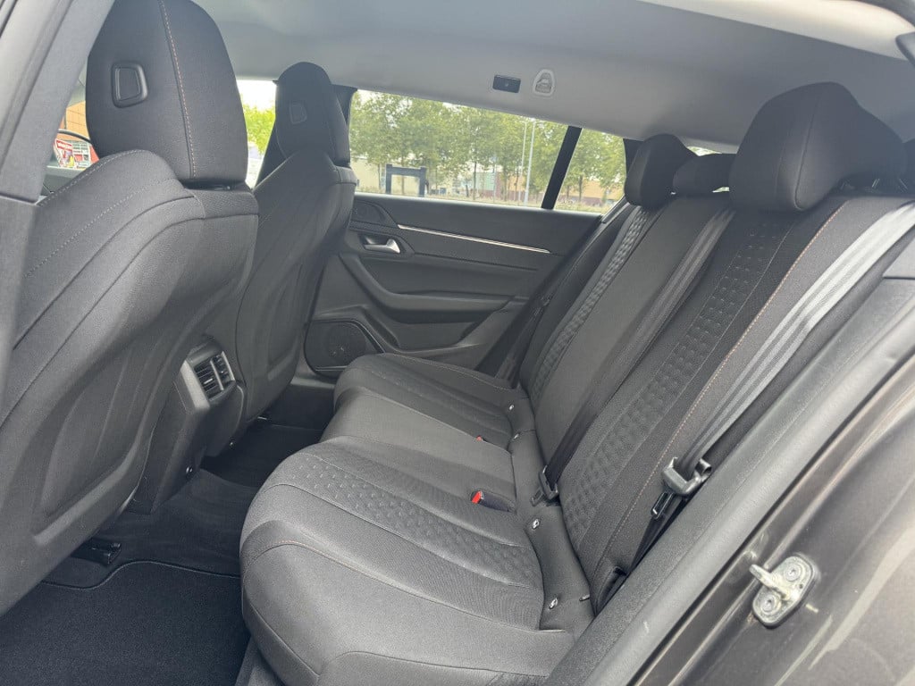 Peugeot 508 sw 1.2 puretech blue lease active automaat, nl-auto!