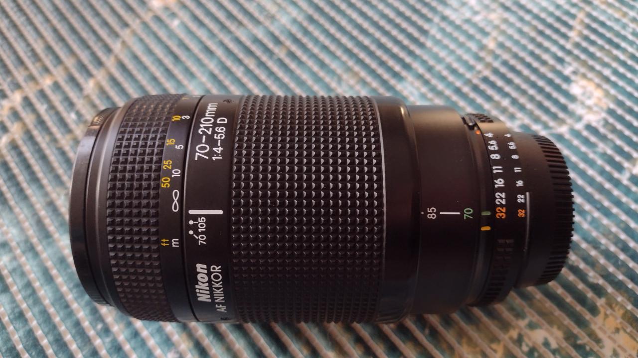 AF NIKKOR 70-210 mm F4-5.6 schuiflens